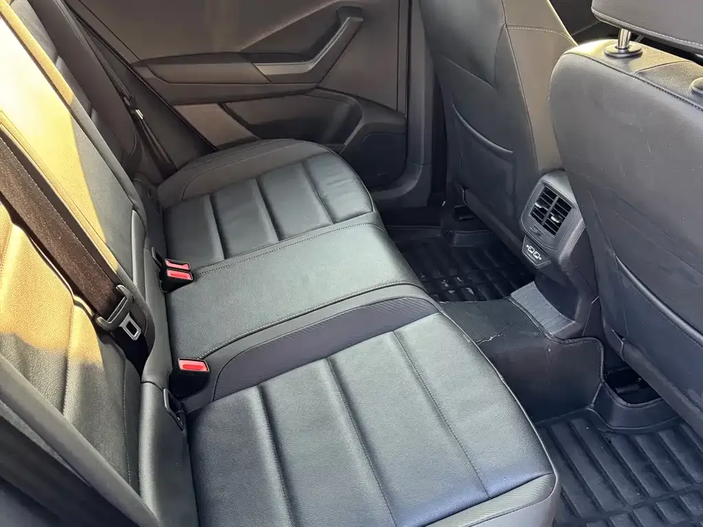 Volkswagen T-Roc 2022 из CN, фото 9