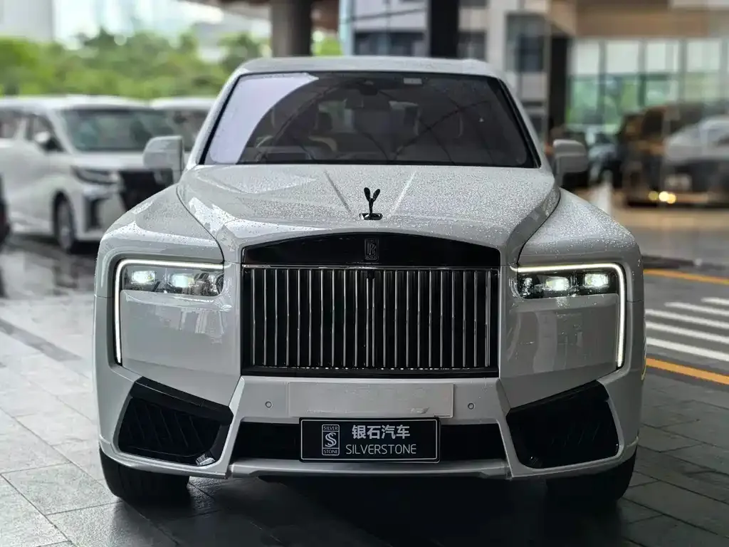 Rolls-Royce Cullinan 2025 из CN, фото 2