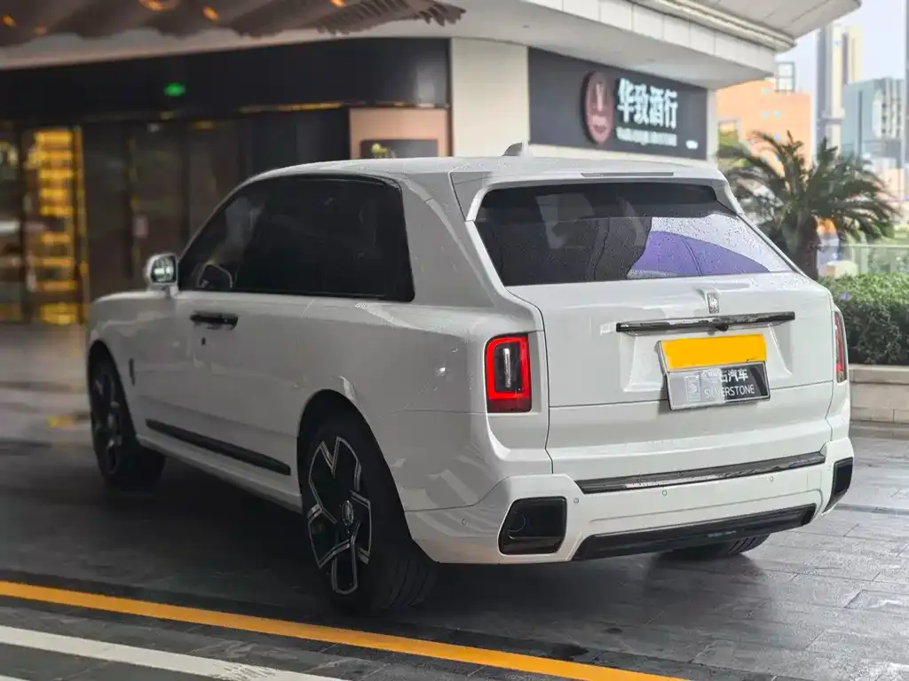 Rolls-Royce Cullinan 2025 из CN, фото 4