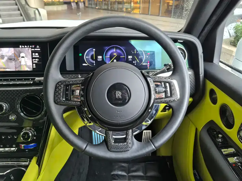 Rolls-Royce Cullinan 2025 из CN, фото 6