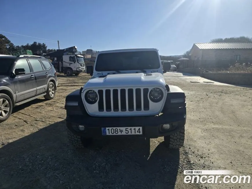 Jeep Wrangler — фото 5