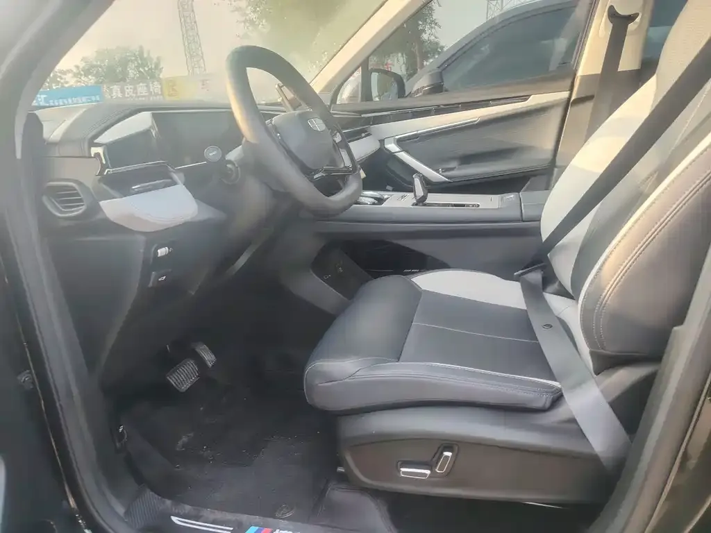 Geely Boyue L 2024 из CN, фото 5
