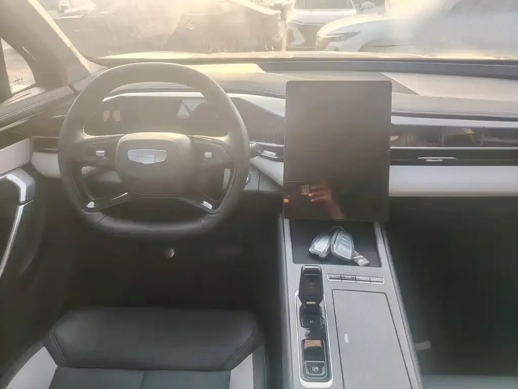 Geely Boyue L 2024 из CN, фото 6