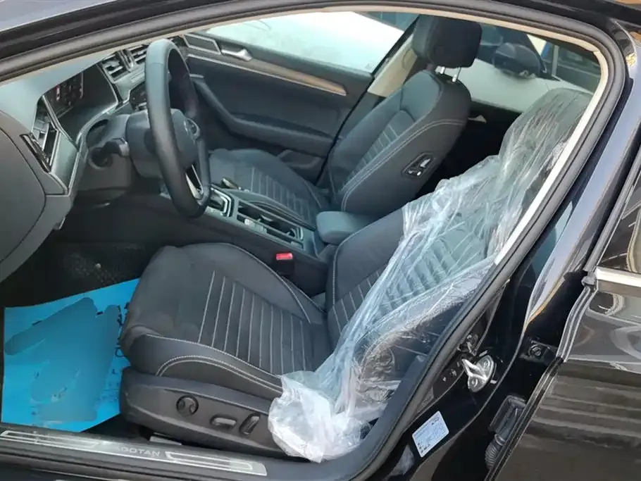 Volkswagen Magotan 2021 из CN, фото 9