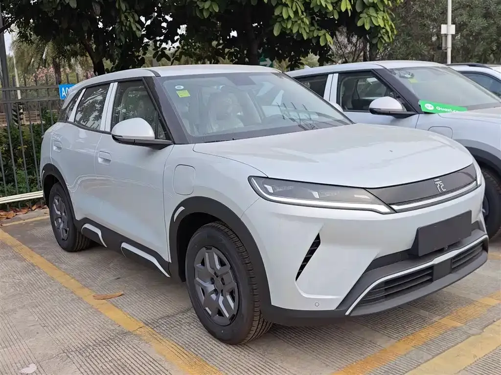 BYD Yuan UP 2025 из CN, фото 4