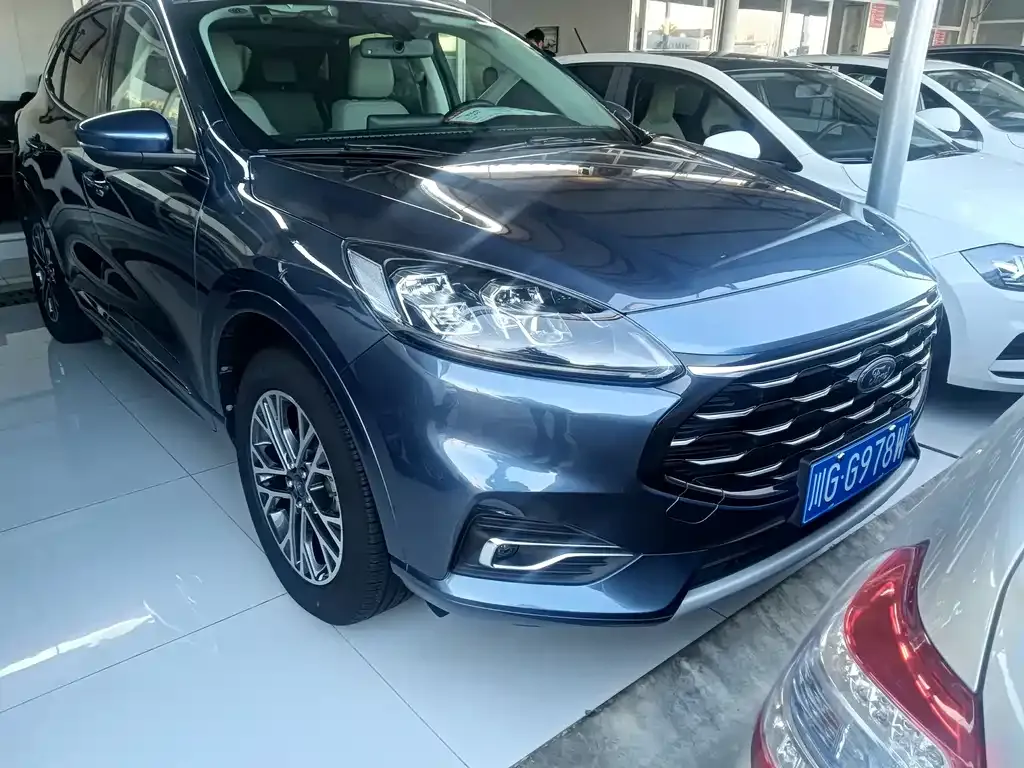 Ford Escape 2021 из CN, фото 2