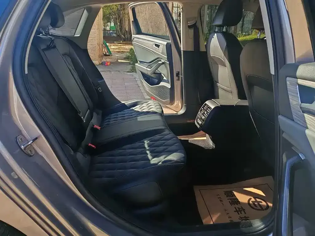 Volkswagen Sagitar 2022 из CN, фото 6