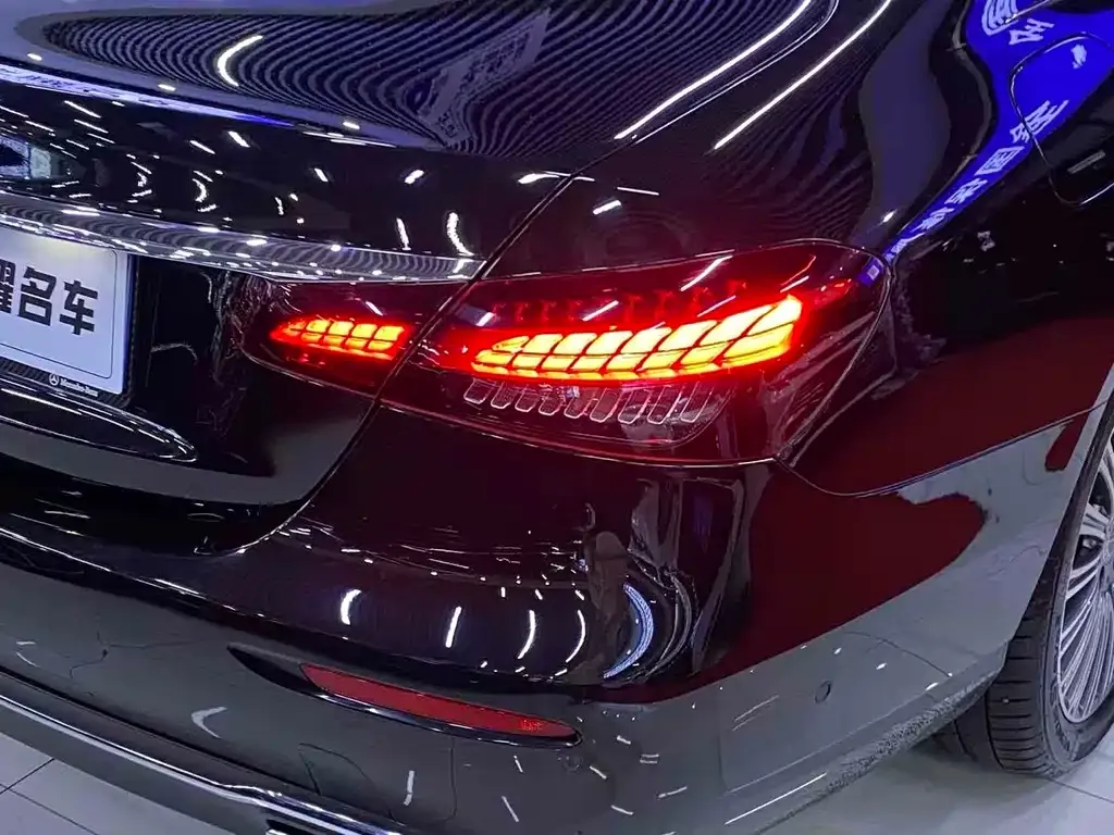 Mercedes-Benz E-Class 2023 из CN, фото 7