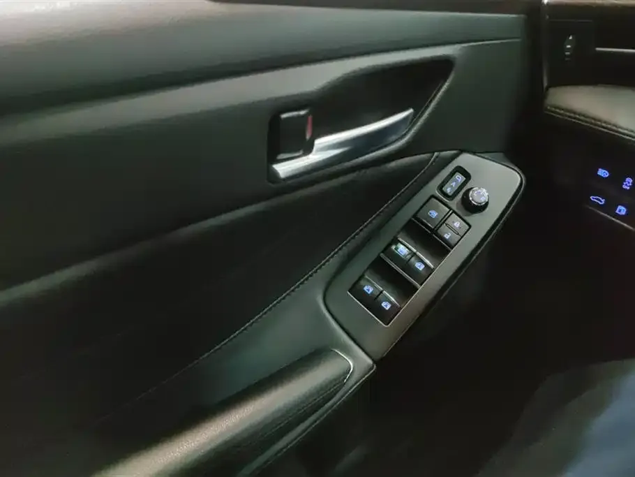 Toyota Avalon 2022 из CN, фото 7