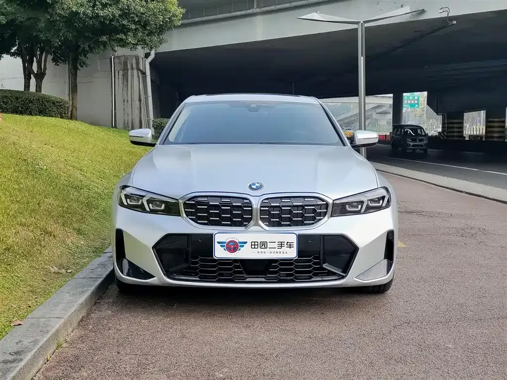 BMW 3 Series 2025 из CN, фото 2