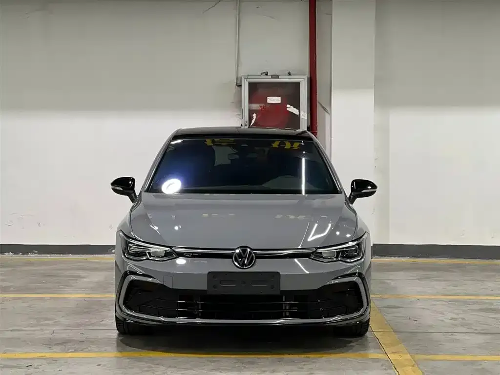 Volkswagen Golf 2021 из CN, фото 2