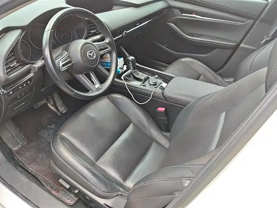 Mazda 3 Axela 2021 из CN, фото 9