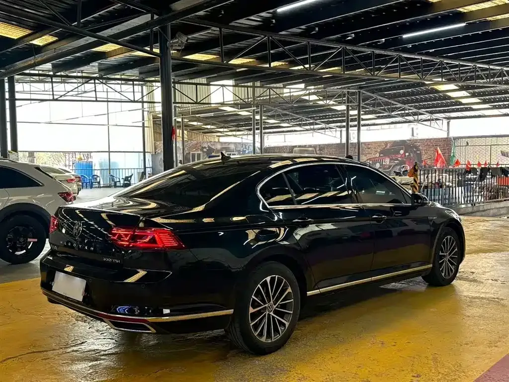 Volkswagen Magotan 2021 из CN, фото 5