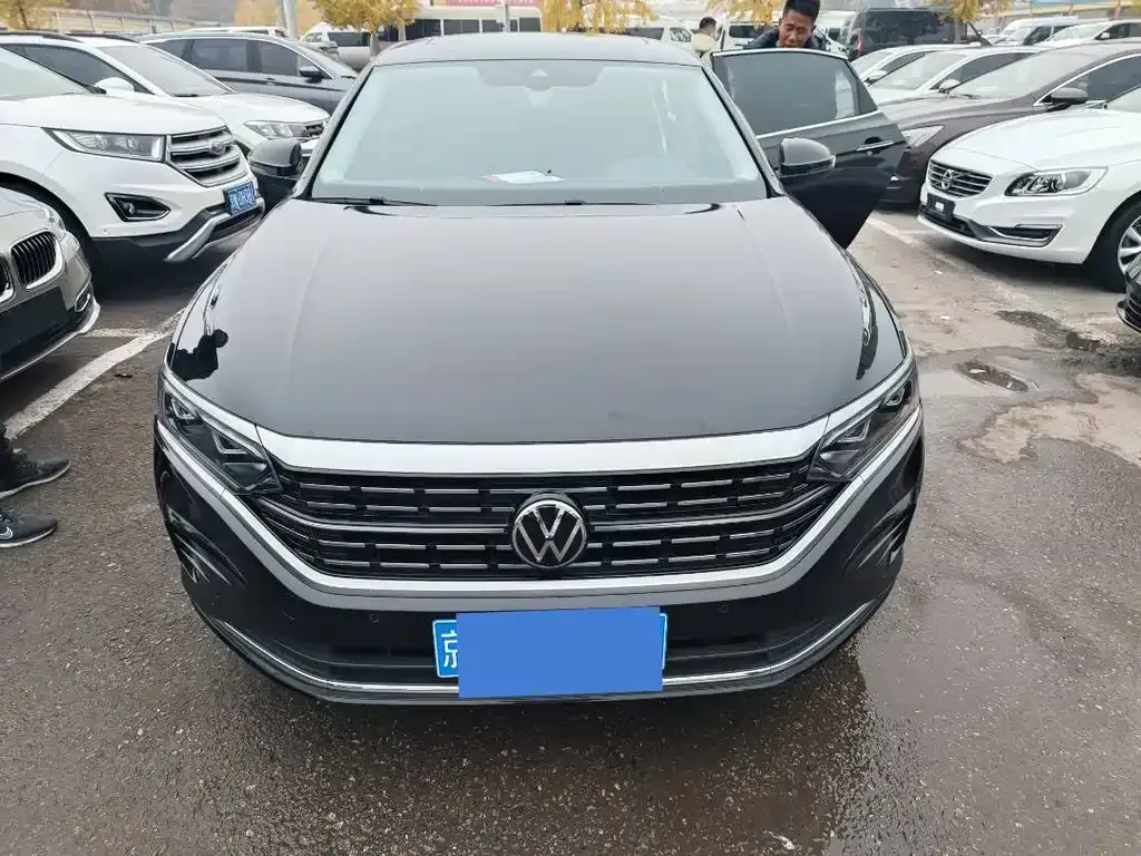Volkswagen Passat 2022 из CN, фото 2