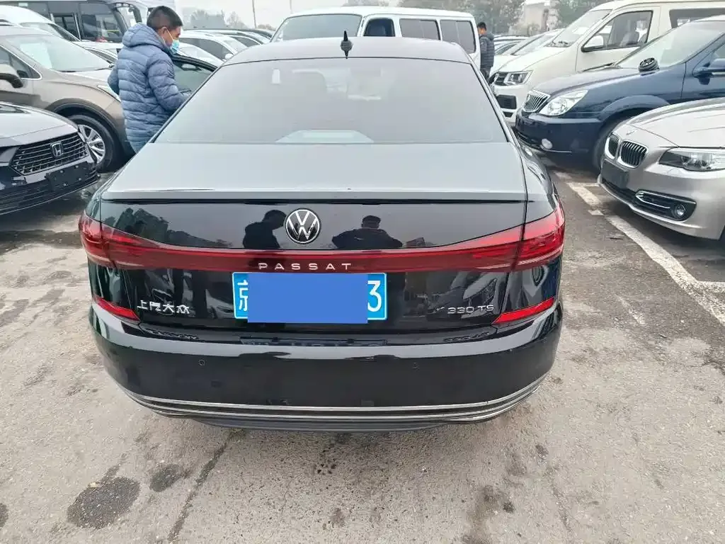 Volkswagen Passat 2022 из CN, фото 4