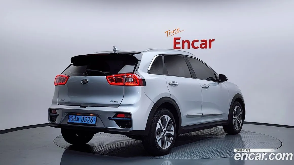 Kia Niro 2021 из KR, фото 2