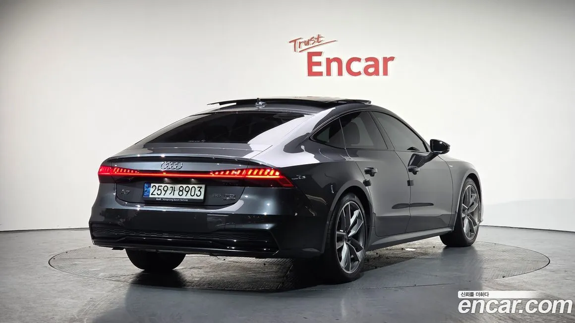 Audi A7 2022 из KR, фото 2