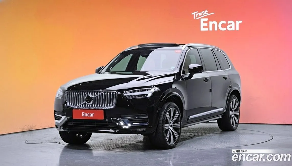 Volvo XC90 — фото 1