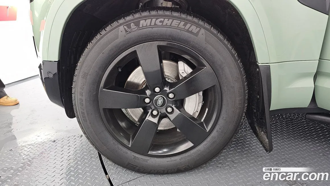 Land Rover Defender 2023 из KR, фото 5
