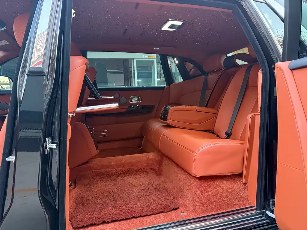 Rolls-Royce Phantom 2021 из CN, фото 5