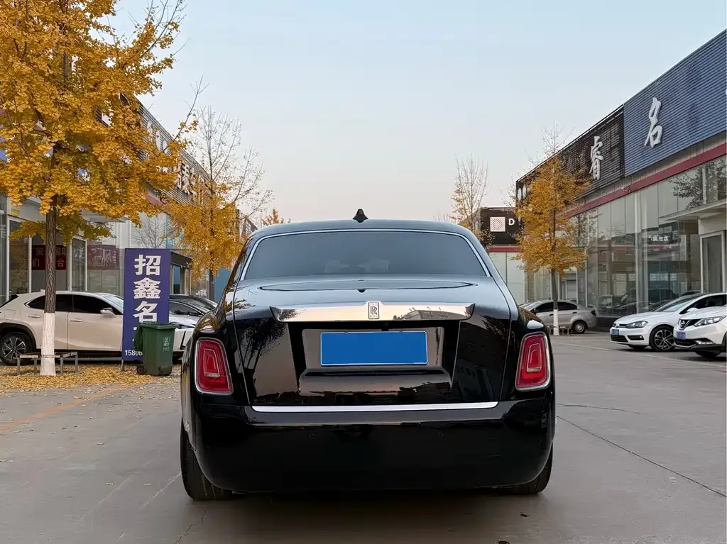 Rolls-Royce Phantom 2021 из CN, фото 9