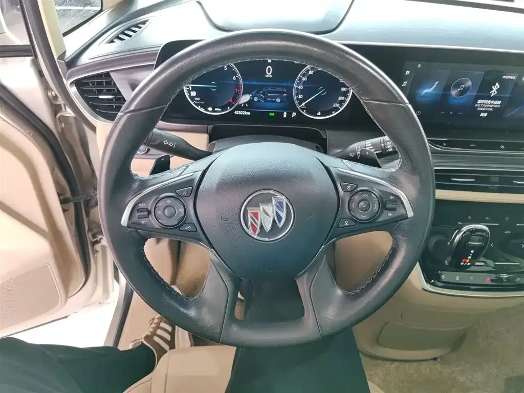 Buick GL8 2022 из CN, фото 10