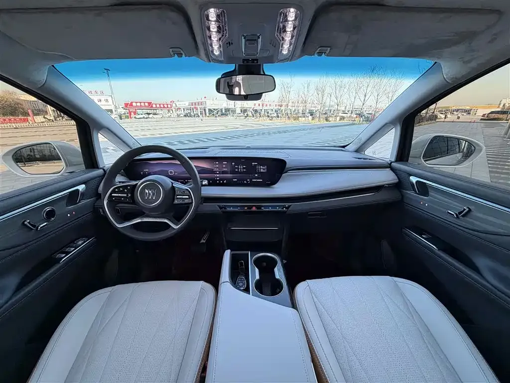 Buick GL8 2024 из CN, фото 8