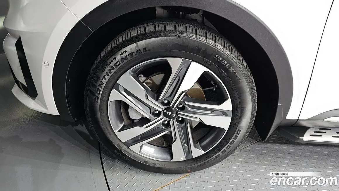 Kia Sorento — фото 5