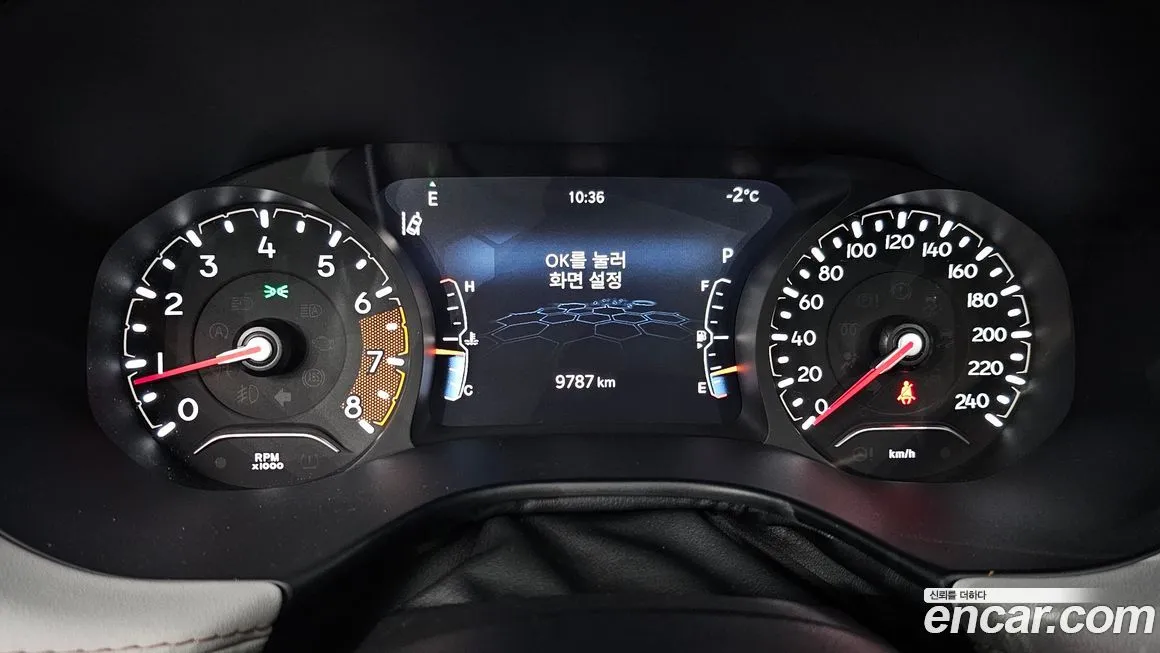 Jeep Compass — фото 8