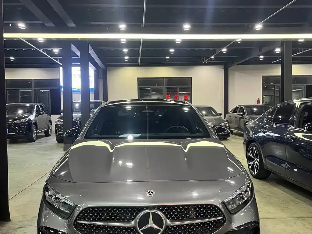 Mercedes-Benz A-Class 2024 из CN, фото 2