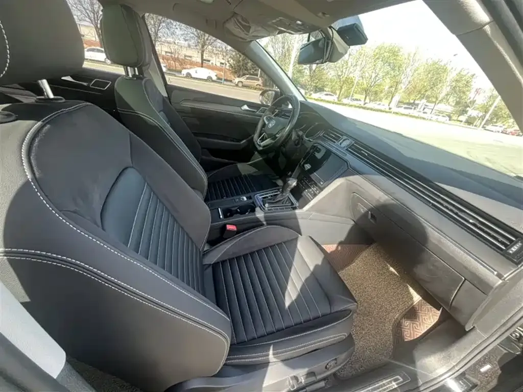 Volkswagen Magotan 2021 из CN, фото 6