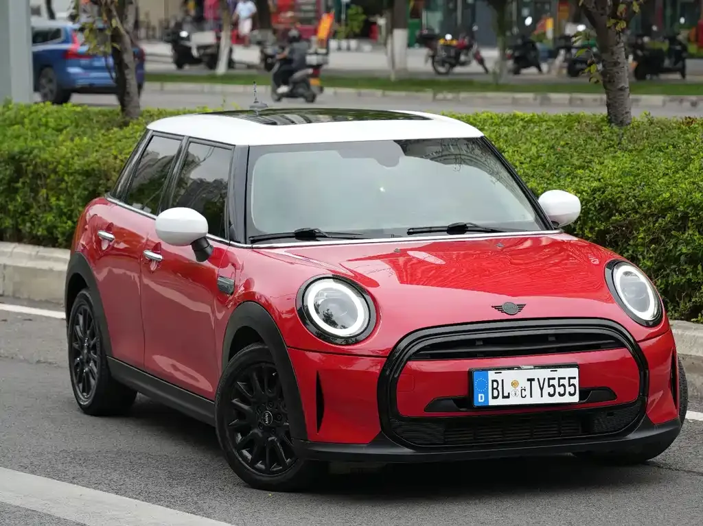 MINI Cooper (3-door) 2021 из CN, фото 10
