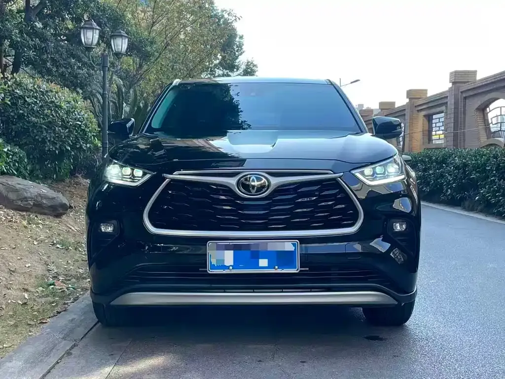 Toyota Highlander 2025 из CN, фото 1