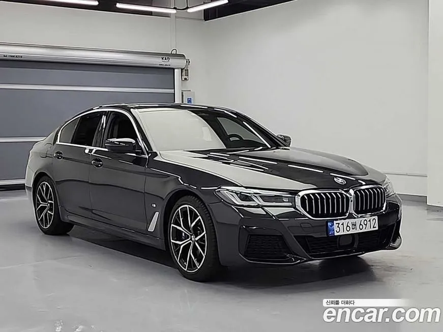 BMW 5-Series 2023 из KR, фото 4