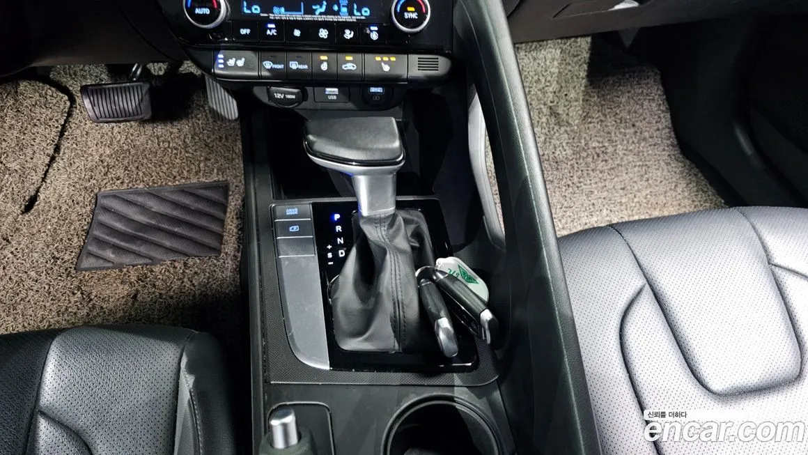 Hyundai AVANTE — фото 9