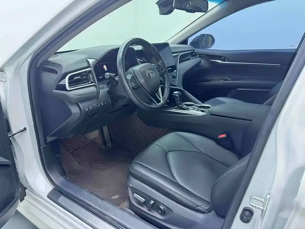 Toyota Camry 2022 из CN, фото 6