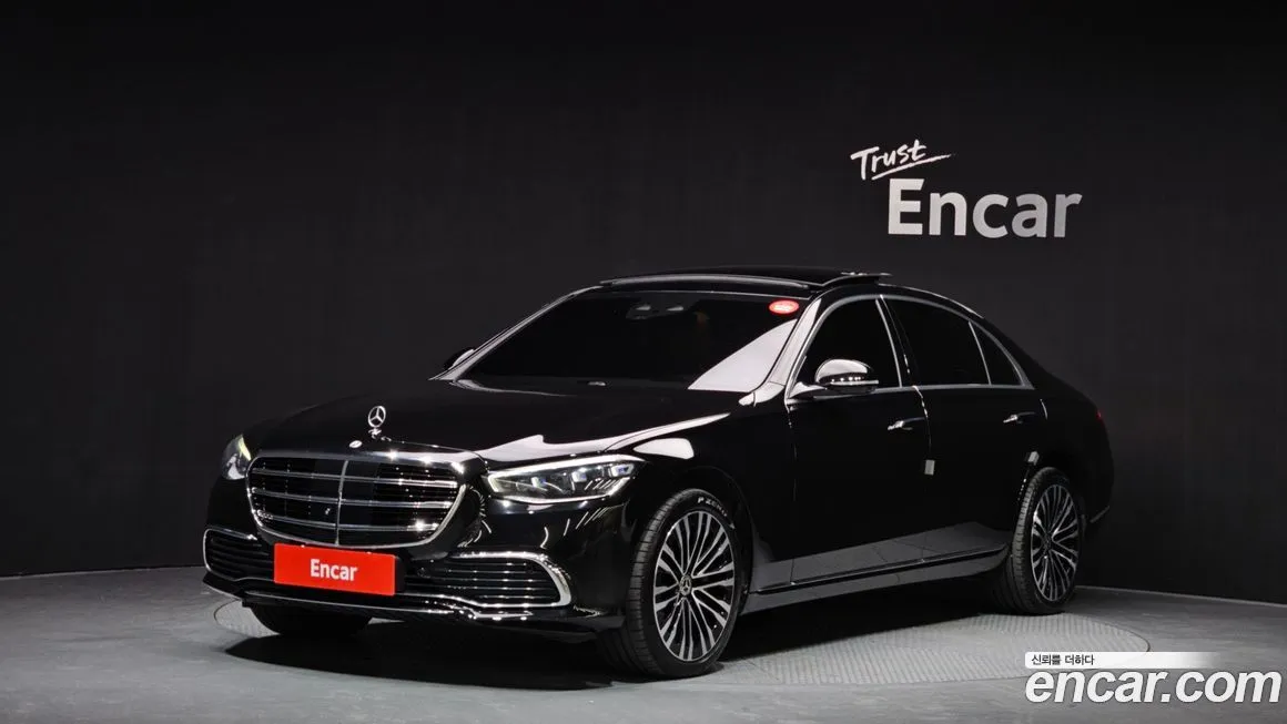 Mercedes-Benz S-Class — фото 1