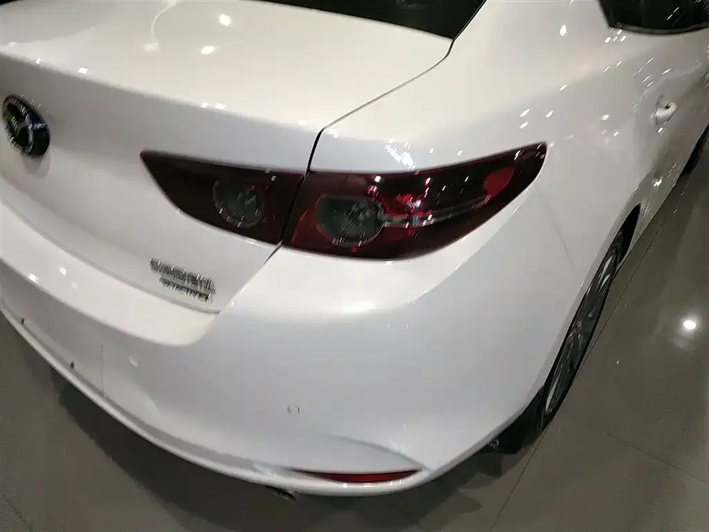 Mazda 3 Axela 2024 из CN, фото 8