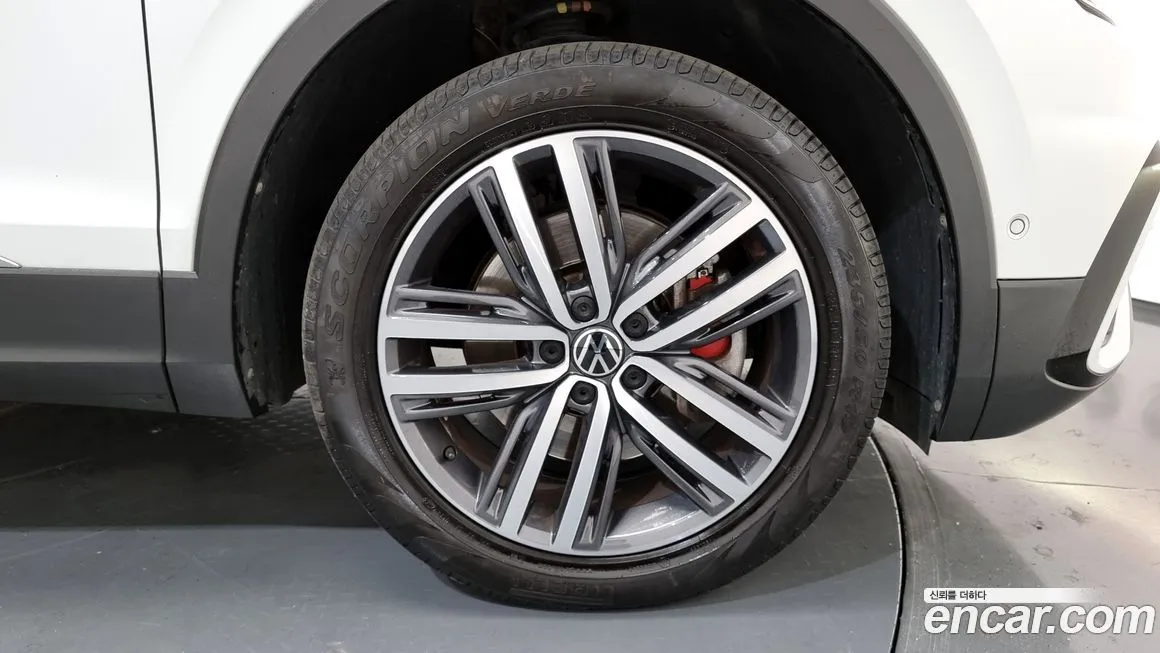 Volkswagen Tiguan 2023 из KR, фото 5