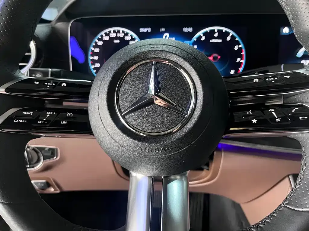Mercedes-Benz E-Class 2021 из CN, фото 10