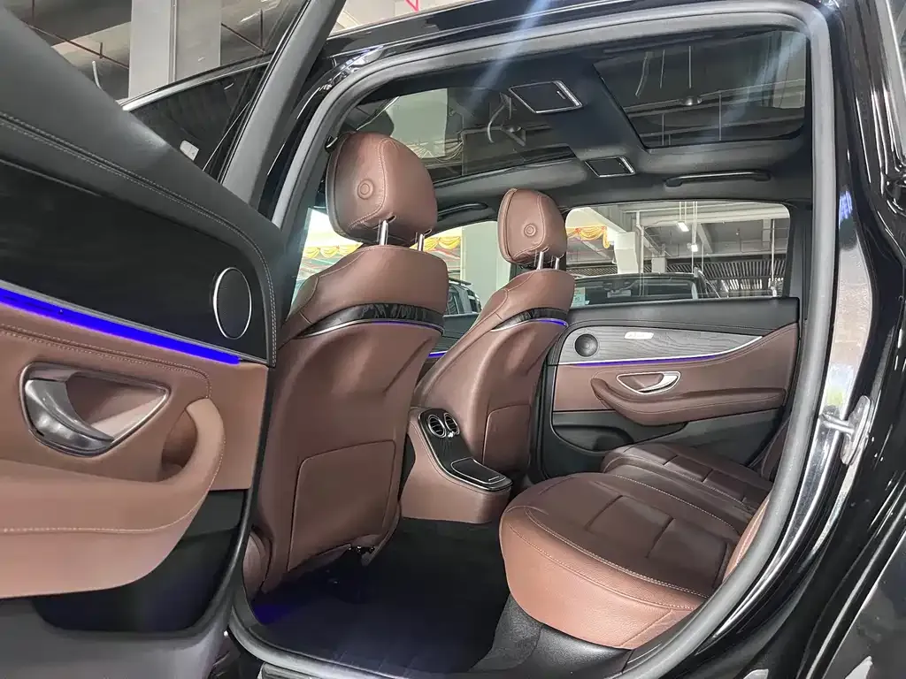 Mercedes-Benz E-Class 2021 из CN, фото 4