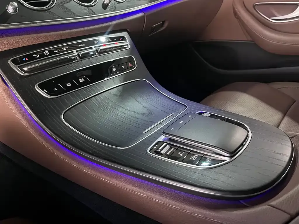 Mercedes-Benz E-Class 2021 из CN, фото 9