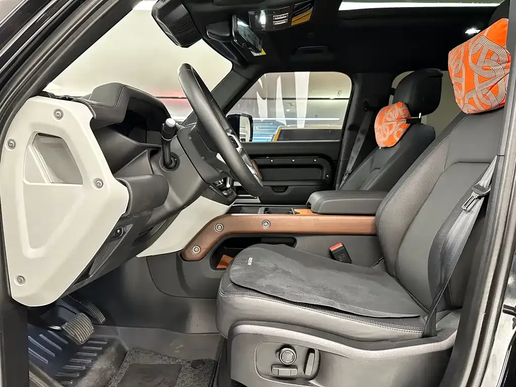 Land Rover Defender 2024 из CN, фото 9
