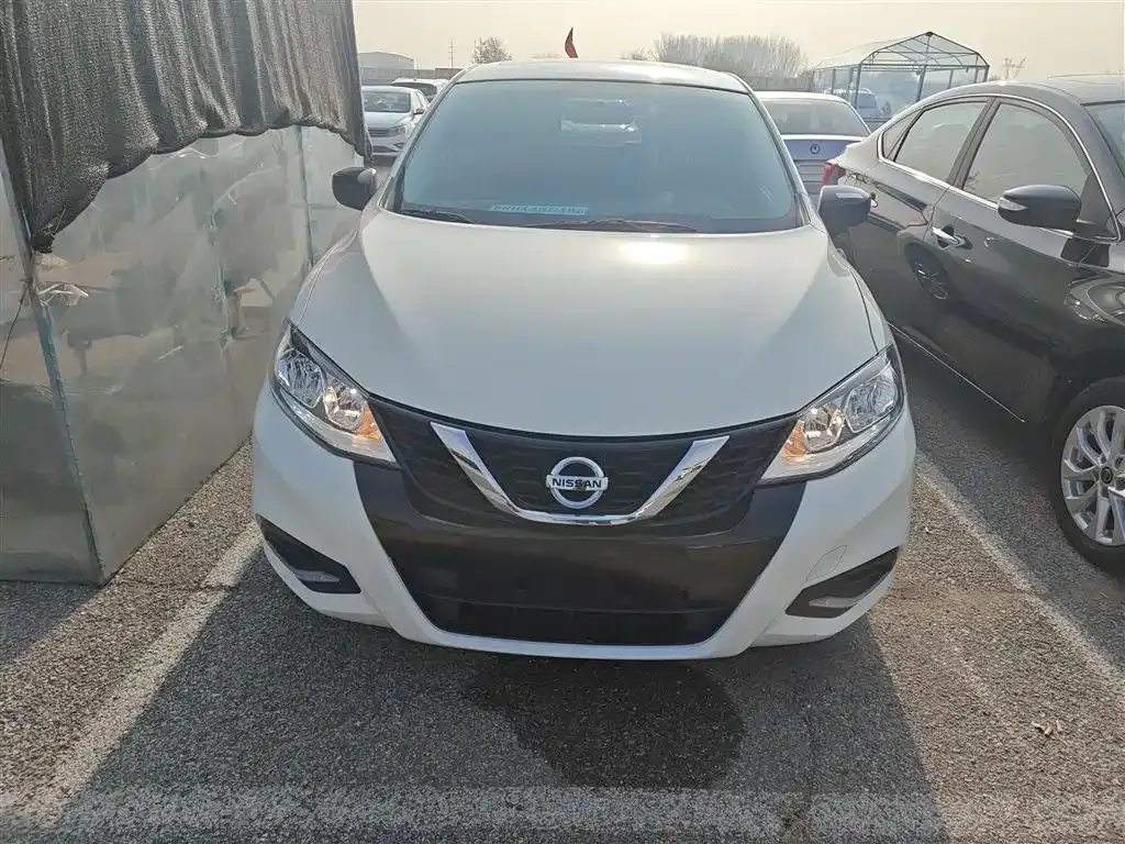 Nissan Tiida 2024 из CN, фото 3