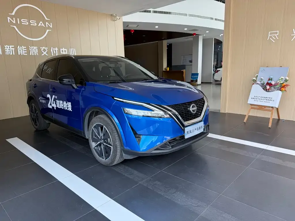 Nissan Qashqai 2023 из CN, фото 2