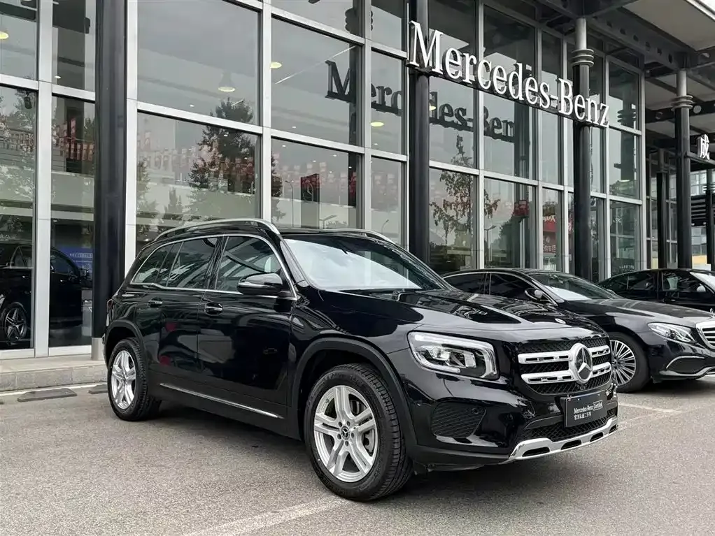 Mercedes-Benz GLB — фото 3