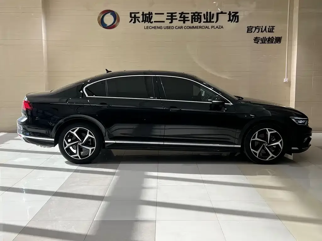 Volkswagen Magotan 2023 из CN, фото 5