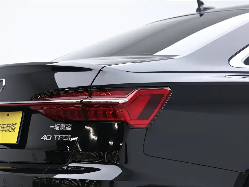 Audi A6L — фото 5