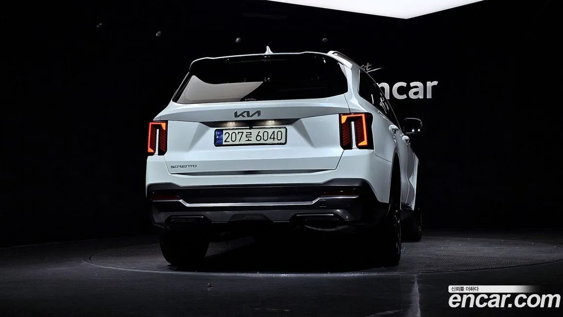 Kia Sorento — фото 4