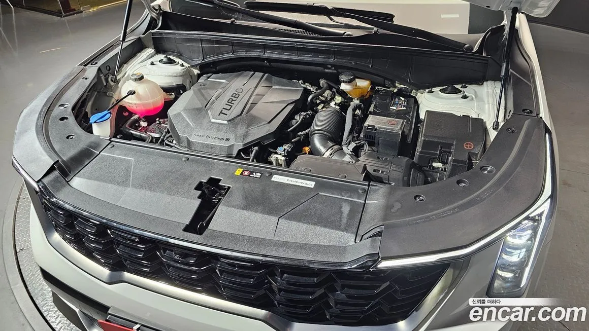 Kia Sorento — фото 6